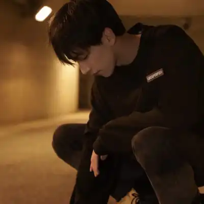杨芷晴
